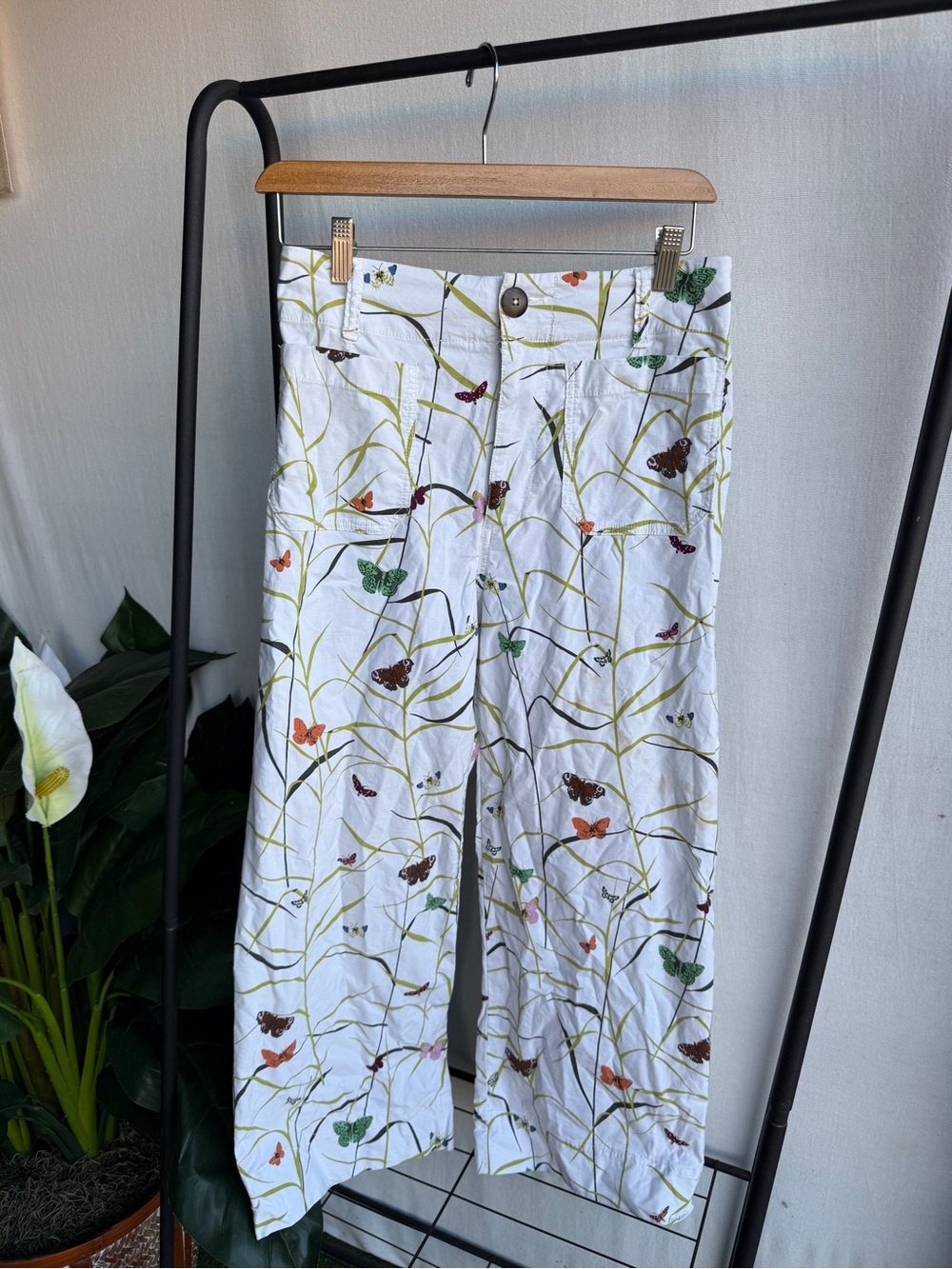 Maeve by Anthropologie White Butterfly Print Wide-Leg Pants Jeans / Size 27
